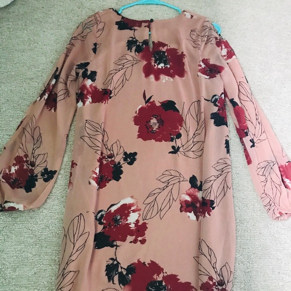 Charlotte Russe Floral Long Sleeve Dress - Picture 4 of 4